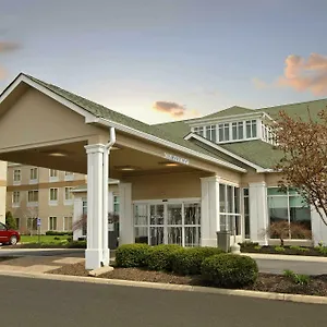 Hotel Hilton Garden Airport ***